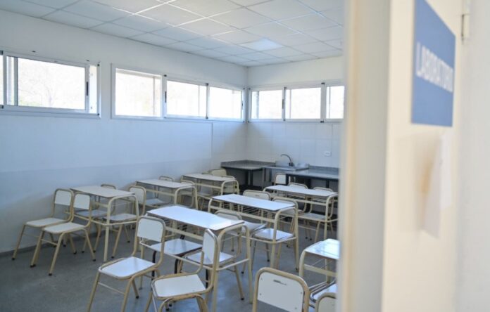 aula-2--696x444