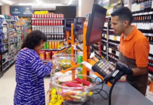 Se firmó la paritaria mercantil