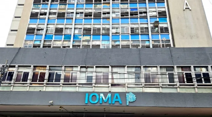 Por la deuda de IOMA, la Agremiación Médica platense corta el servicio a la obra social por 48 Hs