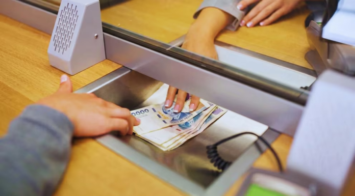 Disparidad en el crédito: caen fuerte las tasas para empresas, pero se mantienen muy altas las líneas a las personas