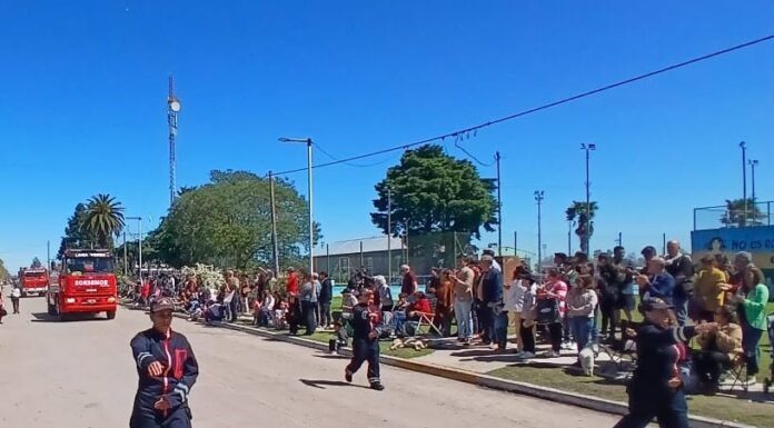 Desfile Federativo de Bomberos, en Loma Verde