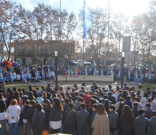 Un centenar de niños realizó la Promesa de Fidelidad
