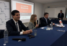 Abad presentó su libro y llamó a construir un nuevo contrato social bonaerense