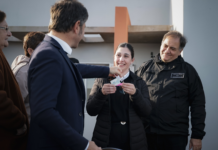 VIVIENDAS, ESCRITURAS Y NETBOOKS: Kicillof visitó Chascomús y General Belgrano