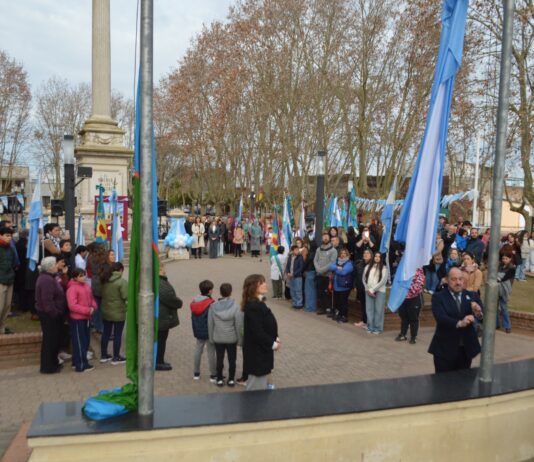 Se conmemoró el 210 aniversario de la declaración de la Independencia
