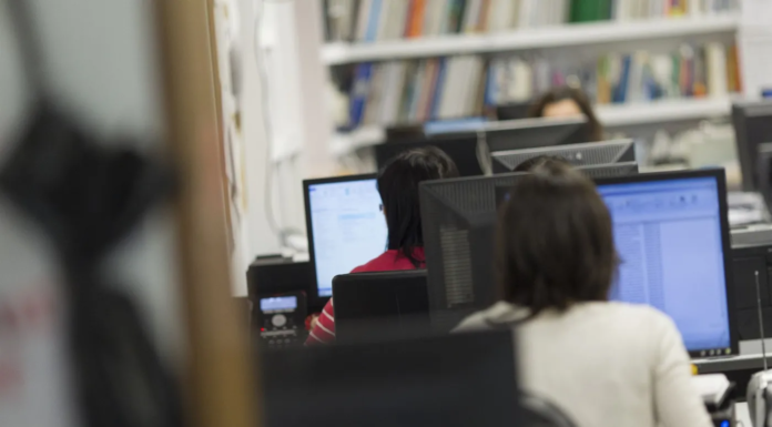 Provincia confirmó el cronograma de pago de los salarios de los docentes, policías y estatales