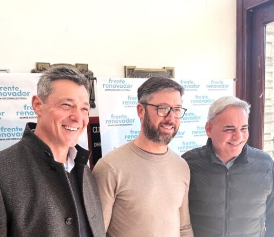 El Frente Renovador se organiza en la Quinta Sección: Lombardo participó del encuentro en Maipú