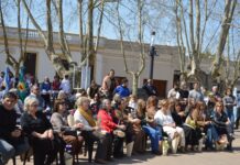 Con reconocimiento a docentes y auxiliares jubilados, se conmemoró el día del Maestro