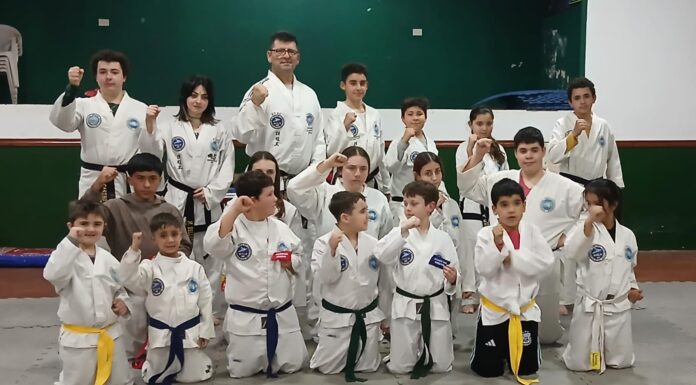 Taekwondo: Nueva mesa de examen para cambio de cinturón, en la Academia Ursino