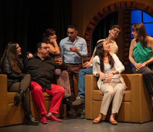 Ezequiel Díaz en “Bajo la tormenta”, en el Teatro Comedia